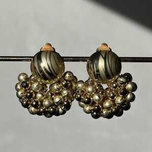 Vintage Clip On Earrings